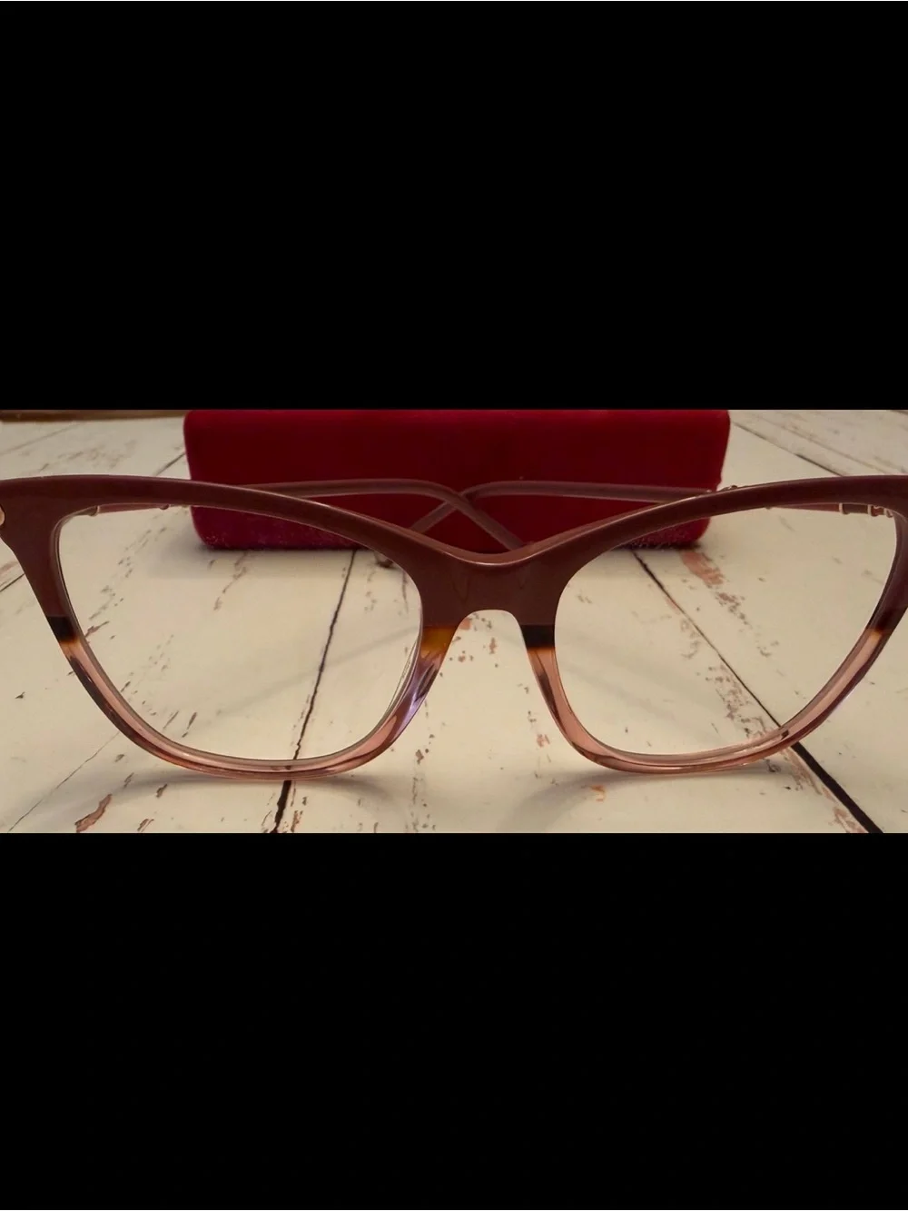 Carolina Herrera cherry Havana frames. Made in Italy